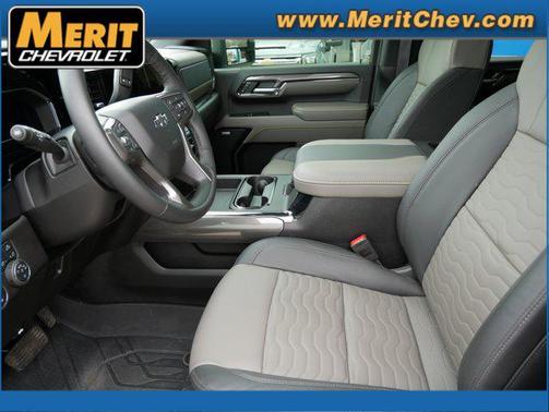 2025 Chevrolet Silverado 2500 4WD Crew Cab Standard Bed ZR2