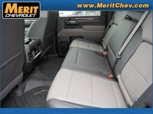 2025 Chevrolet Silverado 2500 4WD Crew Cab Standard Bed ZR2