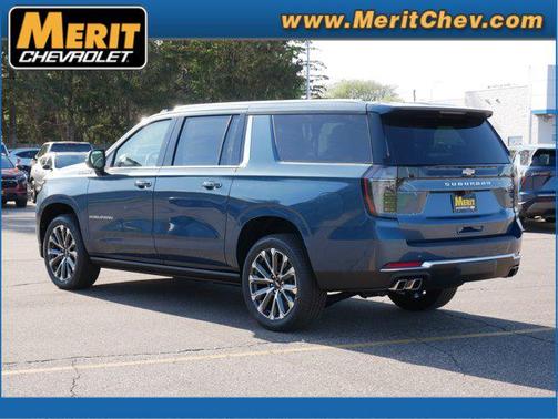 2025 Chevrolet Suburban 4WD High Country