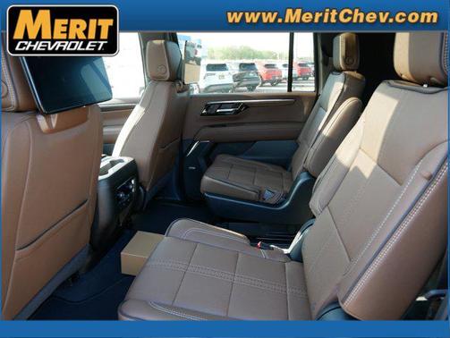 2025 Chevrolet Suburban 4WD High Country