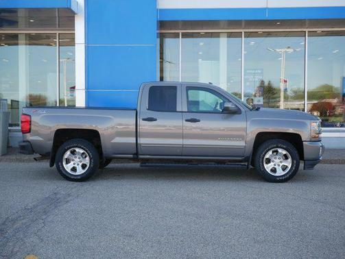 2017 Chevrolet Silverado 1500 2LT