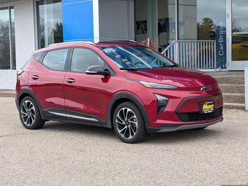Radiant Red Tintcoat 2023 Chevrolet Bolt EUV FWD Premier
