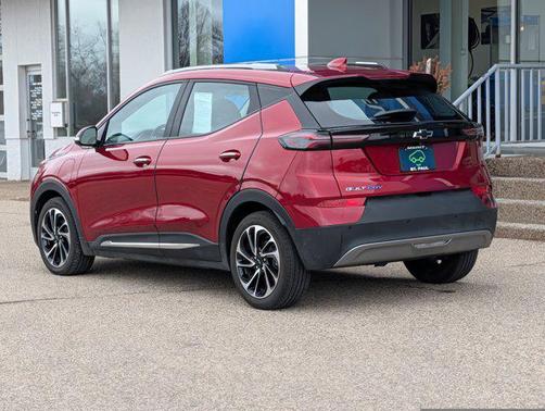Radiant Red Tintcoat 2023 Chevrolet Bolt EUV FWD Premier