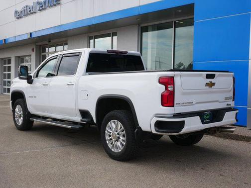 2022 Chevrolet Silverado 2500 High Country