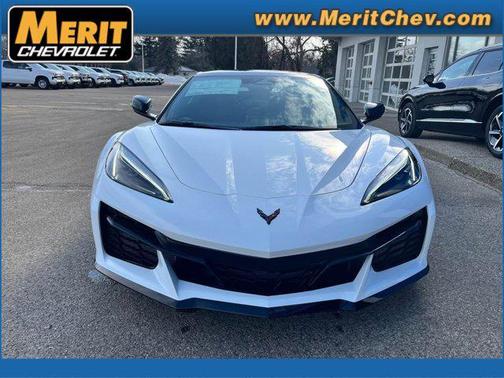 Arctic White 2026 Chevrolet Corvette Z06