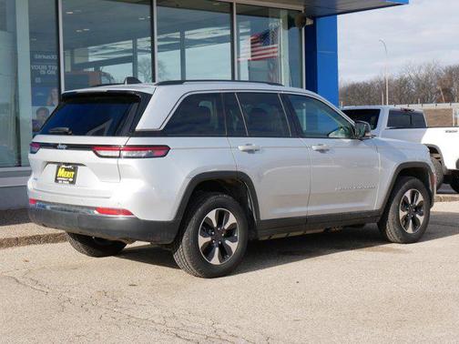 2024 Jeep Grand Cherokee 4xe Base