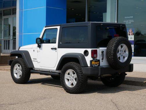 2017 Jeep Wrangler Sport