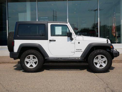 2017 Jeep Wrangler Sport