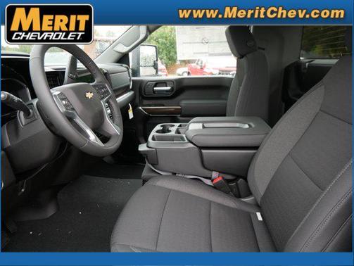 2026 Chevrolet Silverado 3500 LT