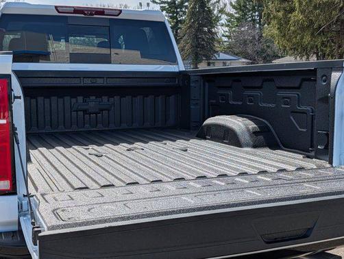 Summit White 2026 Chevrolet Silverado 3500 LTZ