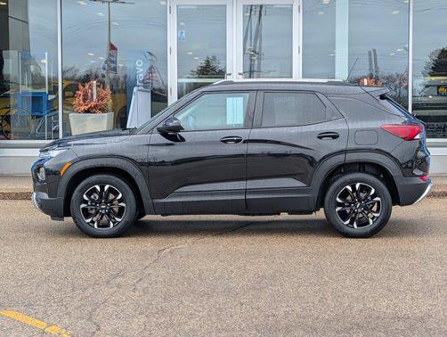 Mosaic Black Metallic 2023 Chevrolet Trailblazer LT