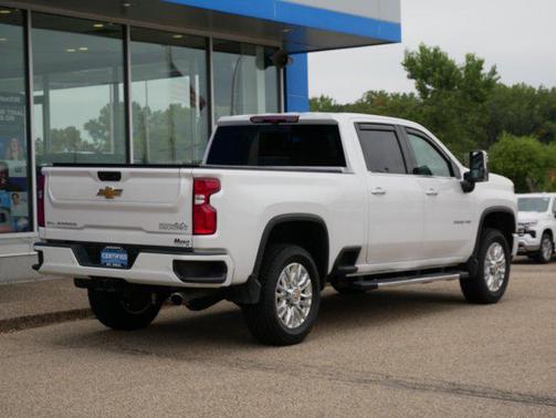 2022 Chevrolet Silverado 2500 High Country
