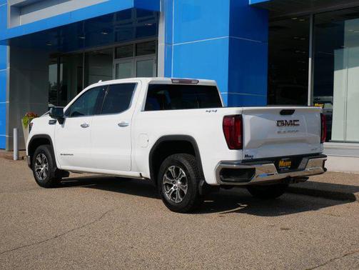 2023 GMC Sierra 1500 SLT