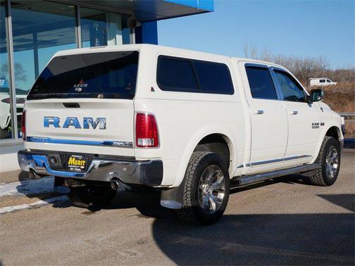 2017 RAM 1500 Limited Crew Cab 4x4 5'7' Box