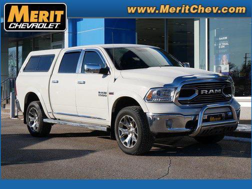 2017 RAM 1500 Limited Crew Cab 4x4 5'7' Box