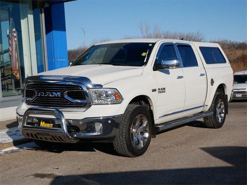 2017 RAM 1500 Limited Crew Cab 4x4 5'7' Box