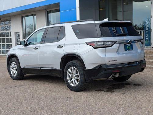 Silver Ice Metallic 2021 Chevrolet Traverse Premier