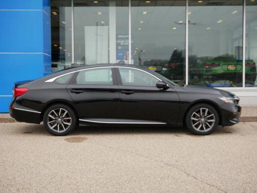 2022 Honda Accord EX-L 1.5T