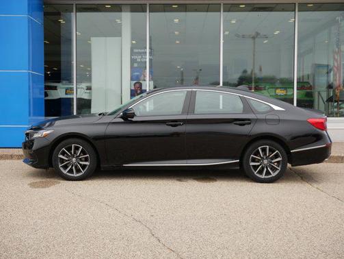 2022 Honda Accord EX-L 1.5T