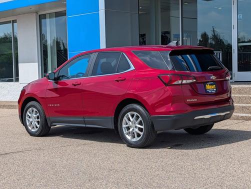Radiant Red Tintcoat 2024 Chevrolet Equinox 1LT
