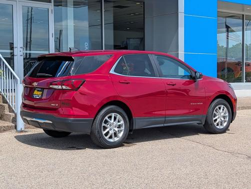 Radiant Red Tintcoat 2024 Chevrolet Equinox 1LT