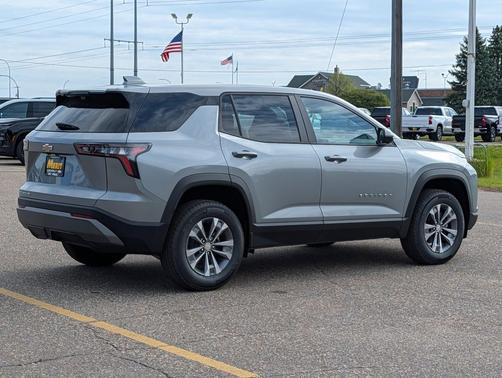 Sterling Gray Metallic 2026 Chevrolet Equinox 1LT