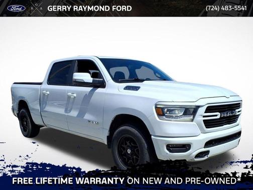 Bright White Clearcoat 2019 RAM 1500 Big Horn