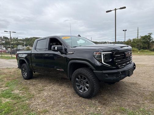 2023 GMC Sierra 1500 AT4X