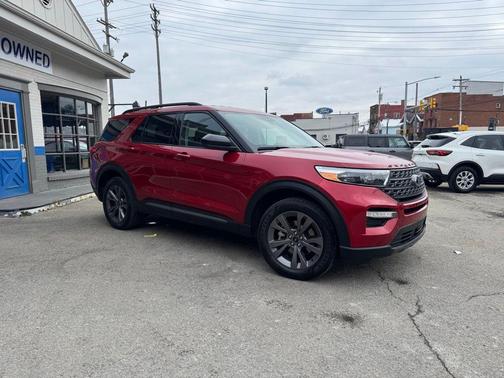 2022 Ford Explorer XLT