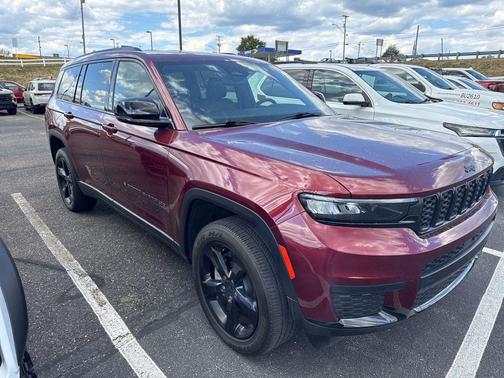 2023 Jeep Grand Cherokee L Laredo