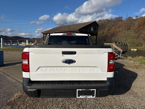 2022 Ford Maverick XL