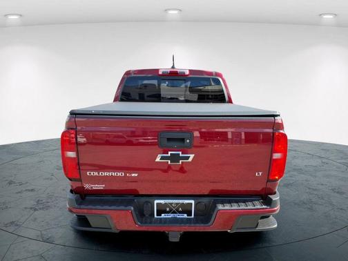 Cajun Red Tintcoat 2019 Chevrolet Colorado LT