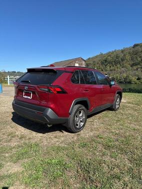 2023 Toyota RAV4 Hybrid LE