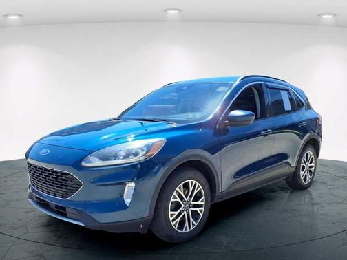 Green Metallic 2020 Ford Escape SEL