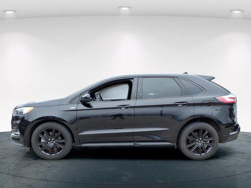 2023 Ford Edge ST Line