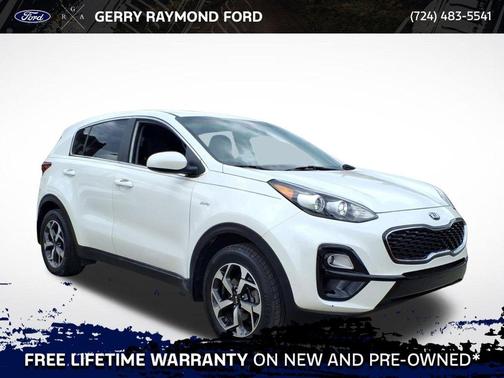 Snow White Pearl 2022 Kia Sportage LX