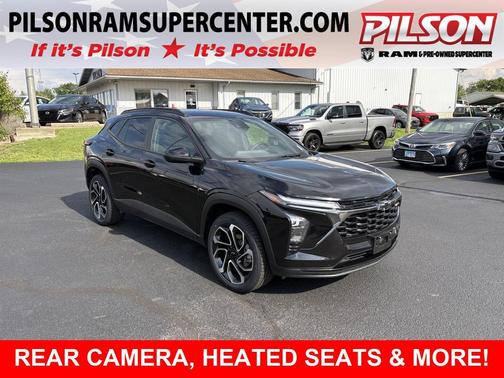 Mosaic Black Metallic 2025 Chevrolet Trax FWD 2RS