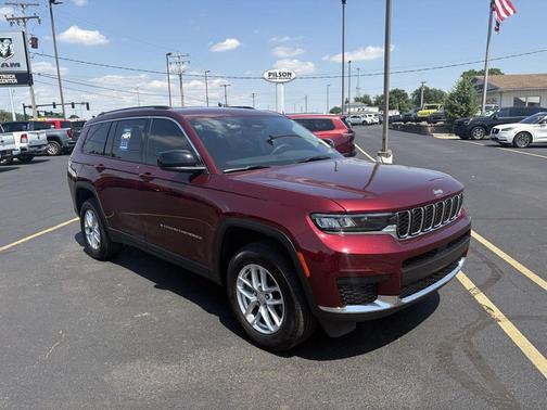 Velvet Red Pearlcoat 2023 Jeep Grand Cherokee L Laredo