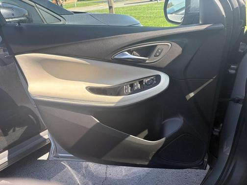 Moonstone Gray Metallic 2023 Buick Encore GX Preferred