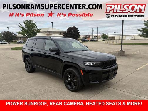Diamond Black Crystal Pearlcoat 2023 Jeep Grand Cherokee L Altitude