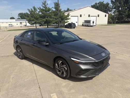 Amazon Gray 2025 Hyundai ELANTRA Sport