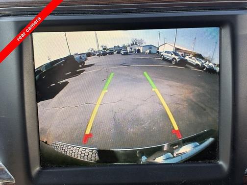 Brilliant Black Crystal Pearlcoat 2017 RAM 1500 Laramie