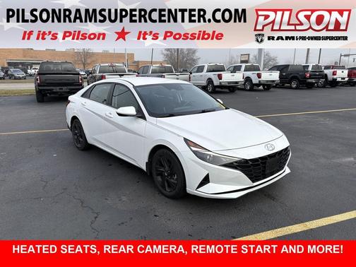 2022 Hyundai ELANTRA SEL