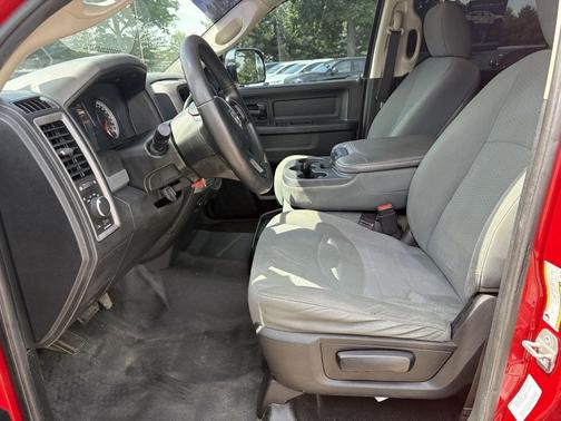 Flame Red Clearcoat 2014 RAM 2500 Tradesman