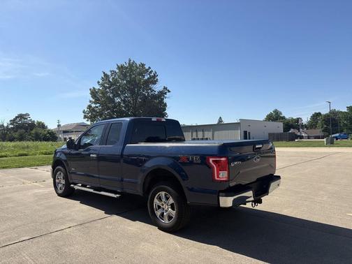 BLUE 2015 Ford F-150 XLT