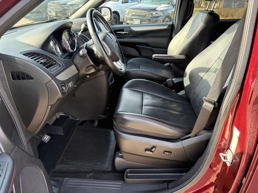 2020 Dodge Grand Caravan GT