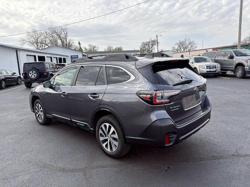 Magnetite Gray Metallic 2022 Subaru Outback Premium