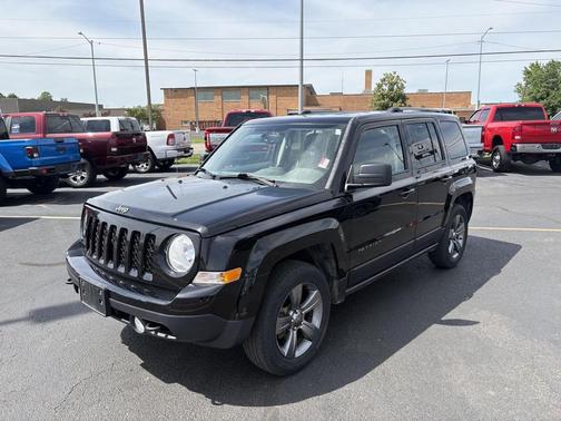 Black Clearcoat 2017 Jeep Patriot Sport