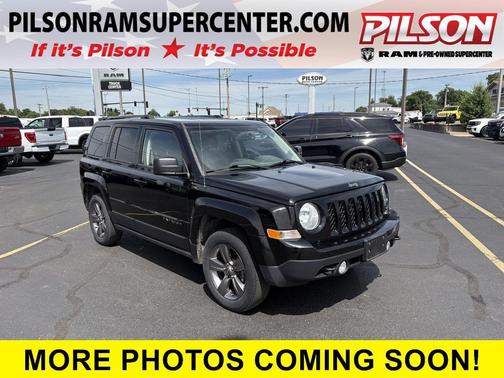 Black Clearcoat 2017 Jeep Patriot Sport