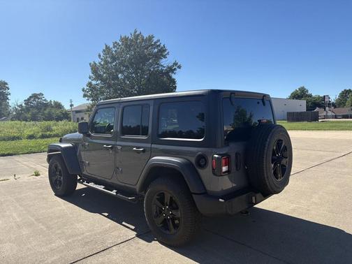 Sting-Gray Clearcoat 2022 Jeep Wrangler Unlimited Sport Altitude